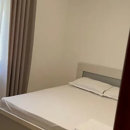 Vila Albert بيت للعطل *